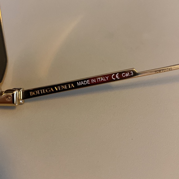 Bottega Vineta Brand new never worn designer sunglasses - Picture 4 of 9